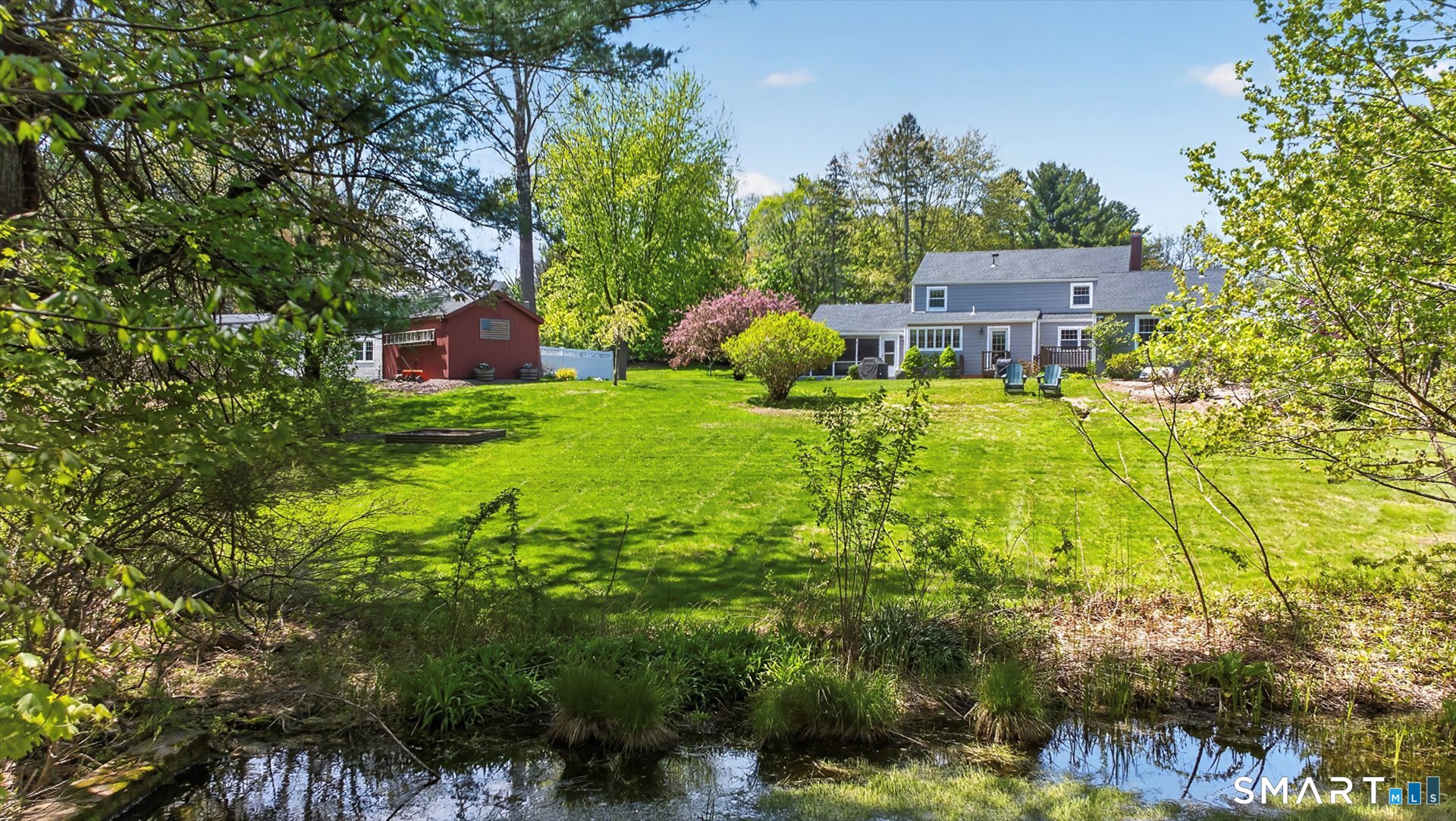 28 Deepwood Road Simsbury, CT 06070 - Photo 4 of 33