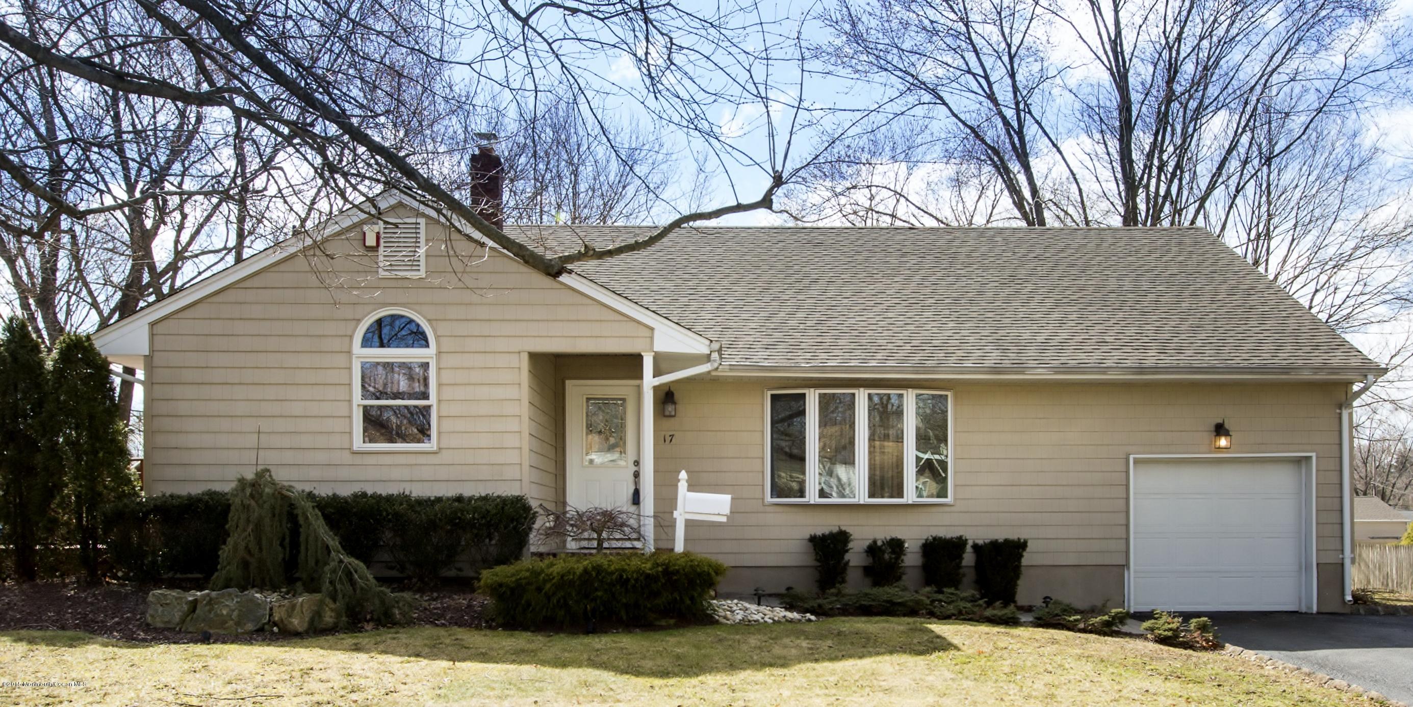 17 Old Manor Road Holmdel, NJ 07733 - Photo 1 of 24 01_House Front.jpg