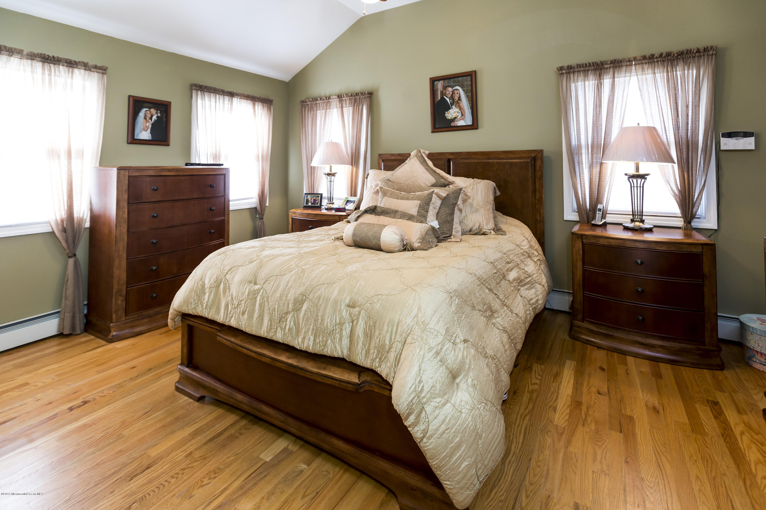 17 Old Manor Road Holmdel, NJ 07733 - Photo 17 of 24 21_Master Bedroom.jpg