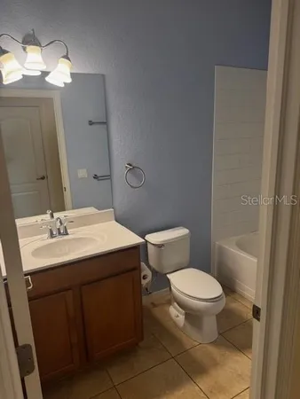 $3,600 | 11711 Breadfruit Lane, Venice, FL 34292