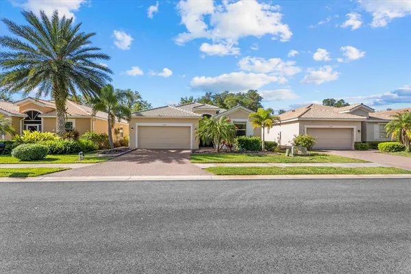 $3,600 | 11711 Breadfruit Lane, Venice, FL 34292