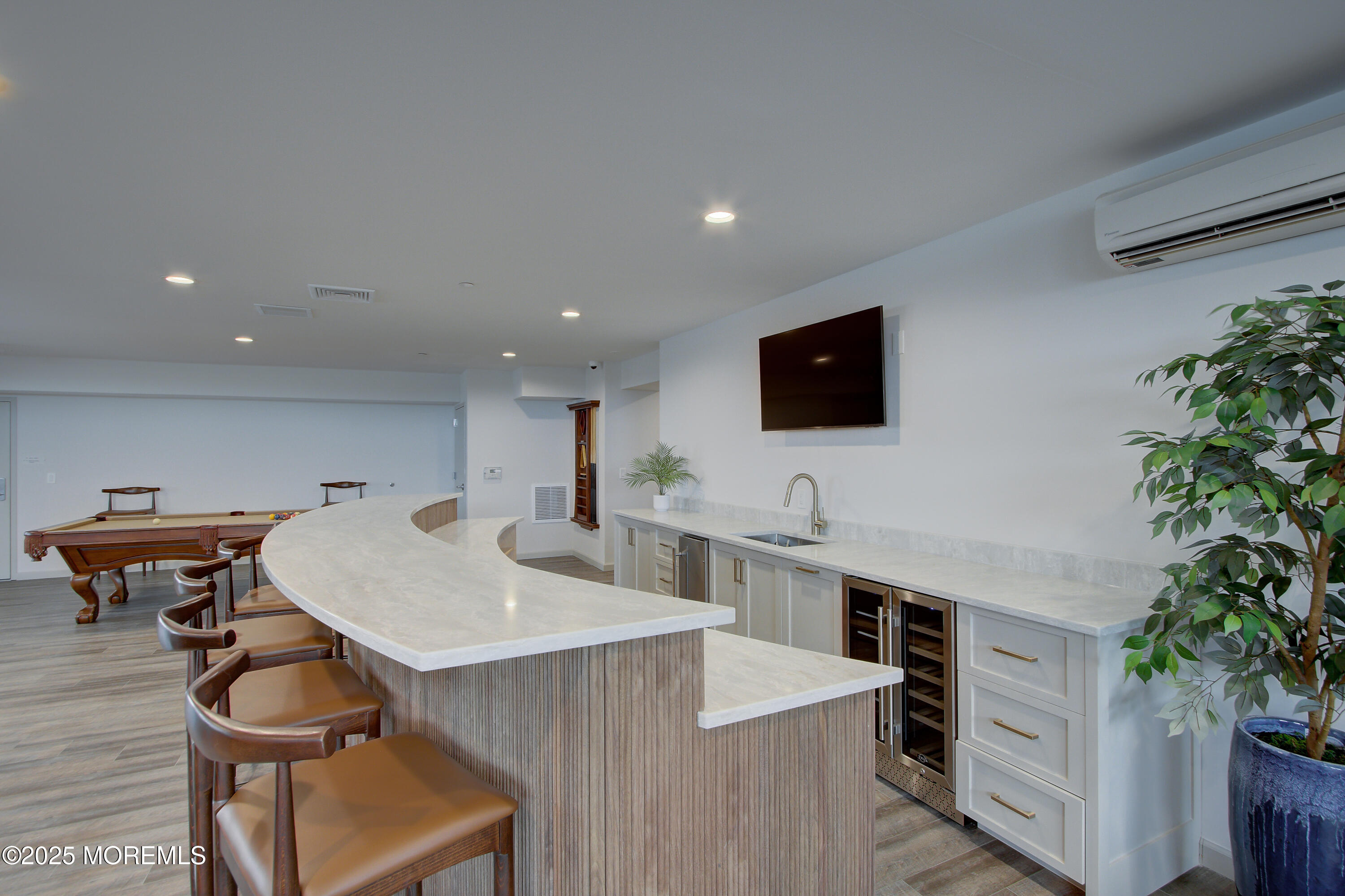 272 Willow Avenue, Unit 211B Long Branch, NJ 07740 - Photo 49 of 86 _E3A0462_3_4_5_6Interior03