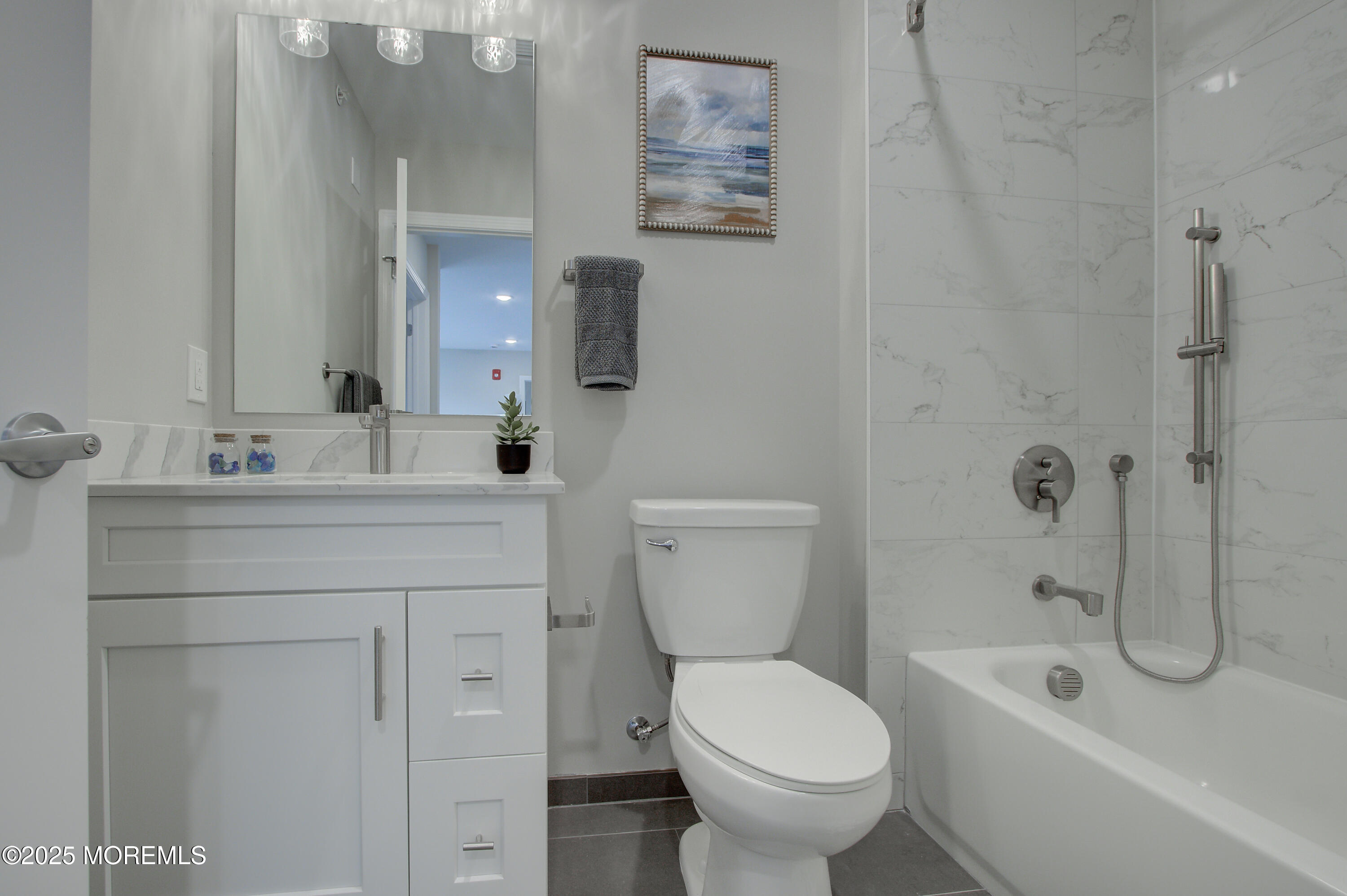 272 Willow Avenue, Unit 211B Long Branch, NJ 07740 - Photo 65 of 86 _E3A0597_598_599_600_601Interior03