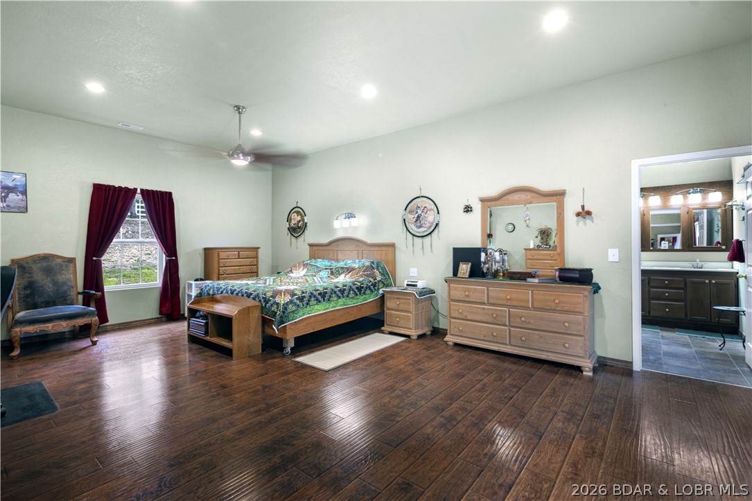 411 Valley Spring Road Camdenton, MO 65020 - Photo 8 of 46