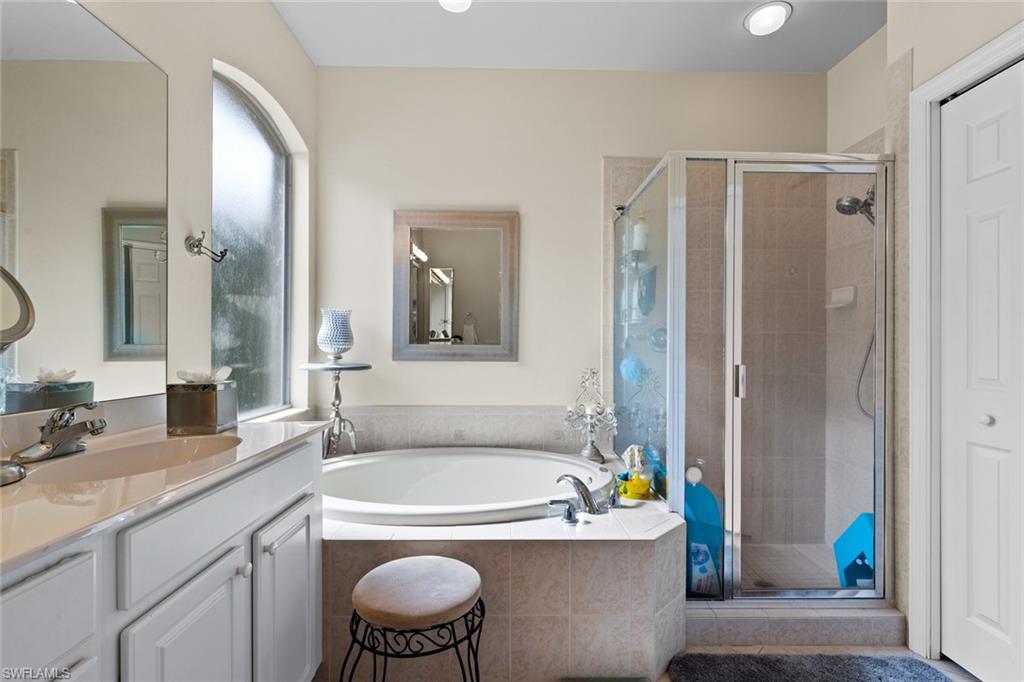 5746 Lago Villaggio Way Naples, FL 34104 - Photo 20 of 25