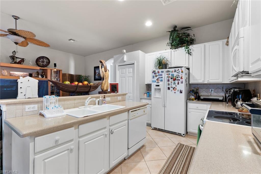 5746 Lago Villaggio Way Naples, FL 34104 - Photo 6 of 25