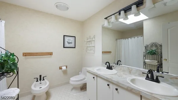 $1,250,000 | 19 Partridge Road, Flemington, NJ 08822