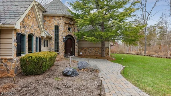 $1,250,000 | 19 Partridge Road, Flemington, NJ 08822