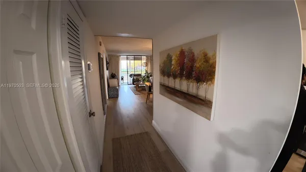 $124,500 | 10303 Sunrise Lakes Boulevard, Unit 211, Sunrise, FL 33322