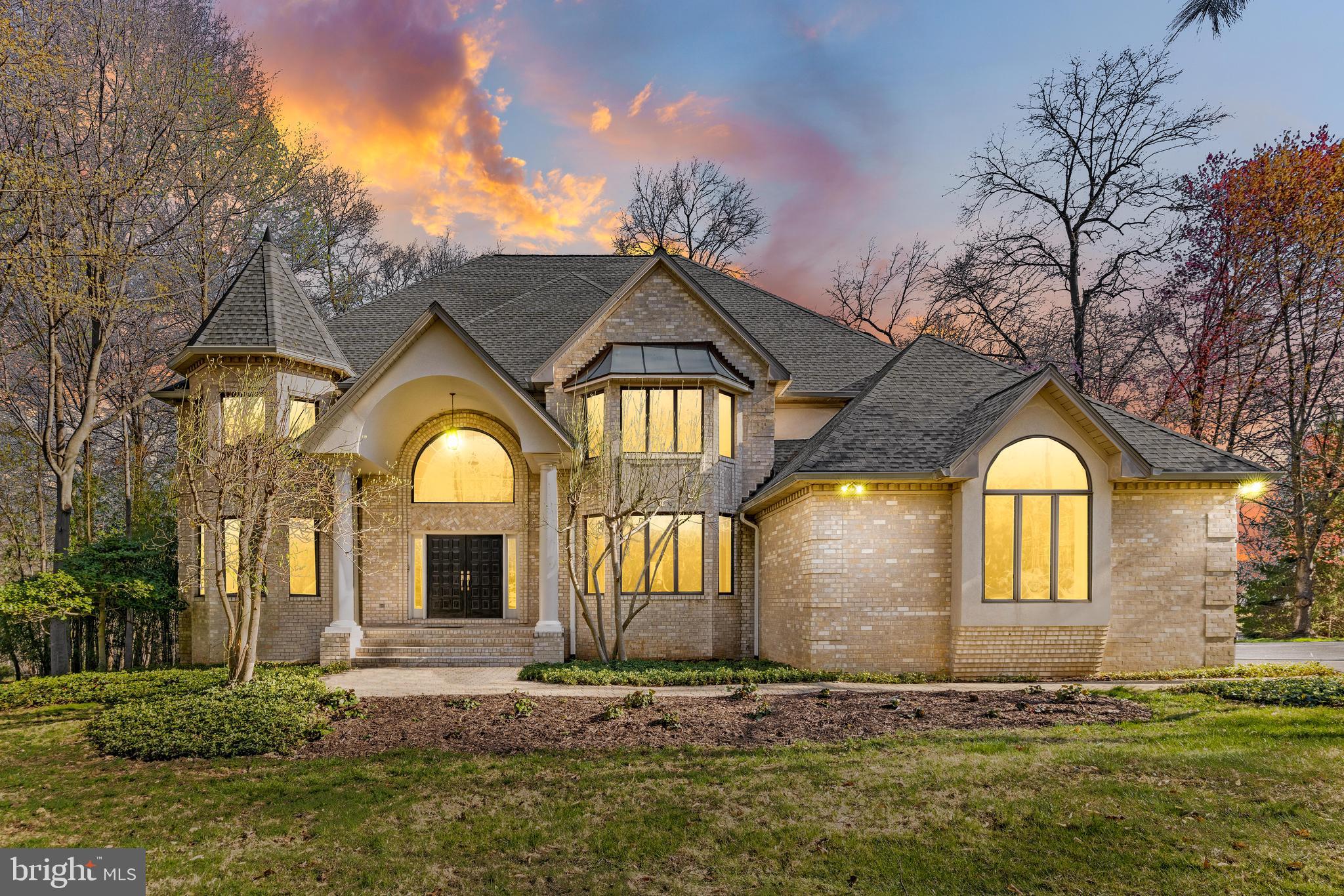 13019 Jerome Jay Drive Cockeysville, MD 21030 - Photo 3 of 61 a front view of a house with a yard