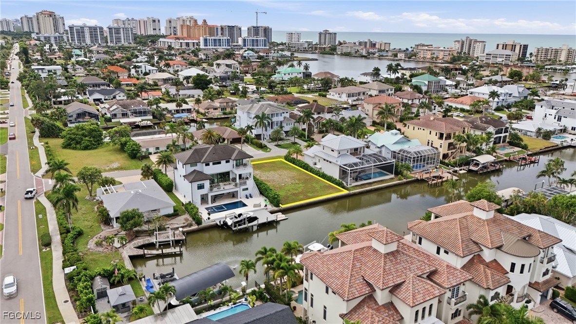 469 Trade Winds Avenue Naples, FL 34108 - Photo 22 of 24