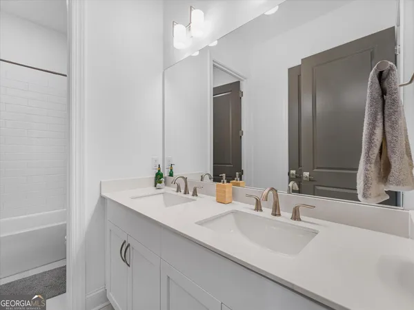 $674,000 | 4956 Sudbrook Way, Unit 245, Norcross, GA 30092