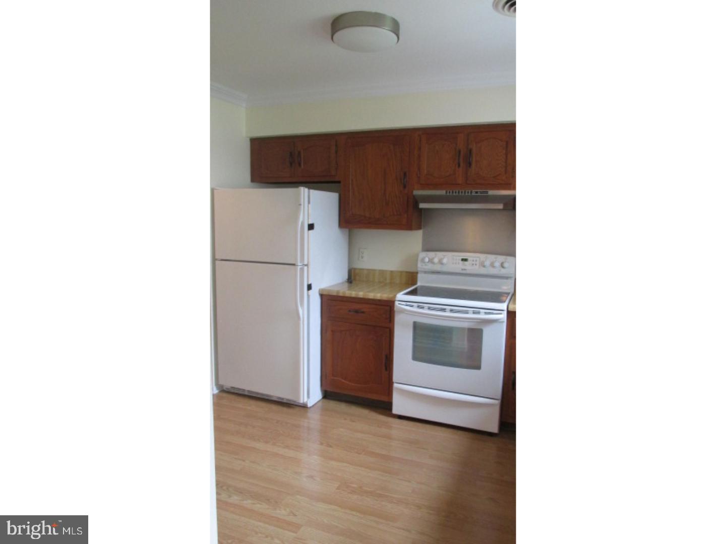 57 B Sunset Road, Unit B Whiting, NJ 08759 - Photo 11 of 24 Kitchen