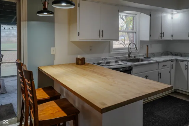 $2,250 | 3361 North Talley Road, Columbus, IN 47203