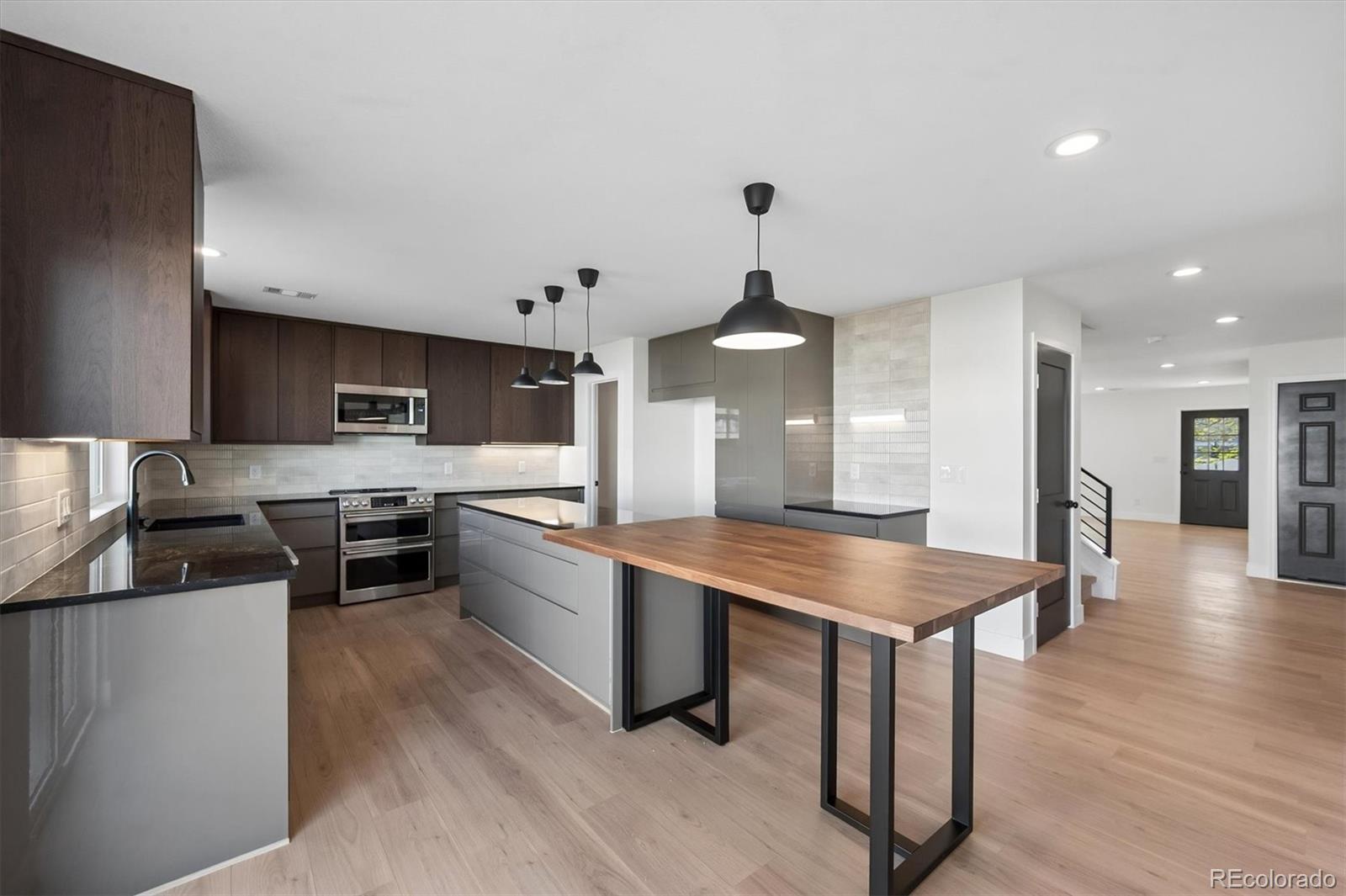 5034 Perth Court Denver, CO 80249 - Photo 8 of 28