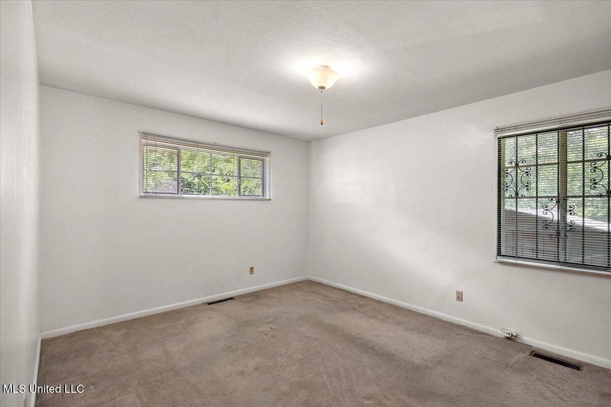 216 Pine Ridge Road Jackson, MS 39206 - Photo 11 of 22 11-3HTP1748