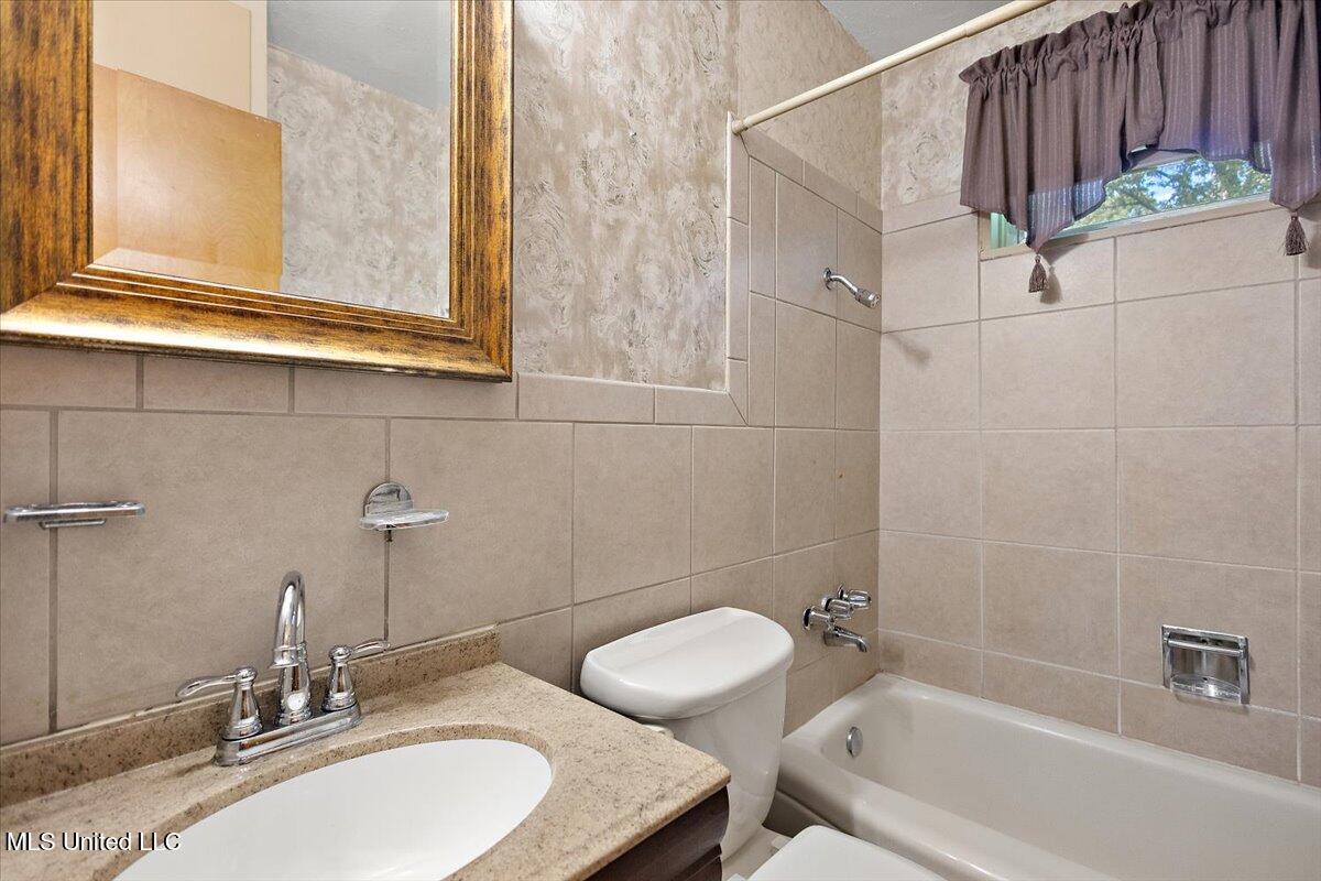 216 Pine Ridge Road Jackson, MS 39206 - Photo 16 of 22 16-3HTP1763