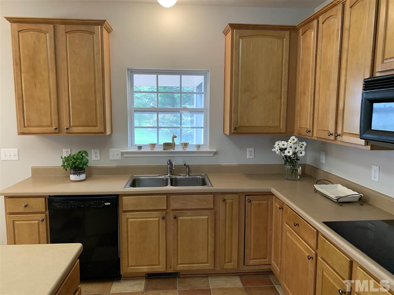 5212 Duckdown Court Raleigh, NC 27604 - Photo 8 of 25