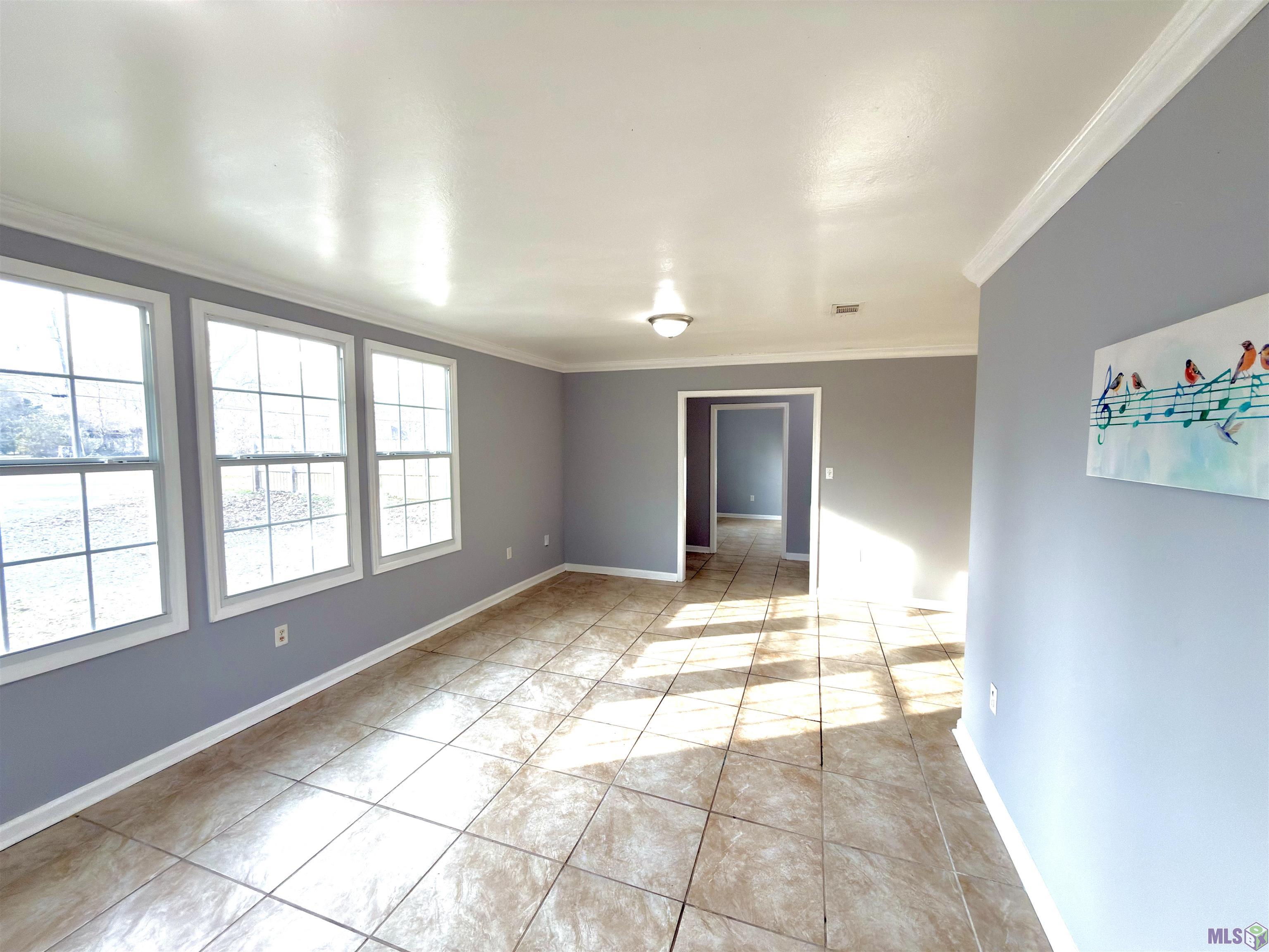 5238 Dickens Drive Baton Rouge, LA 70812 - Photo 3 of 19