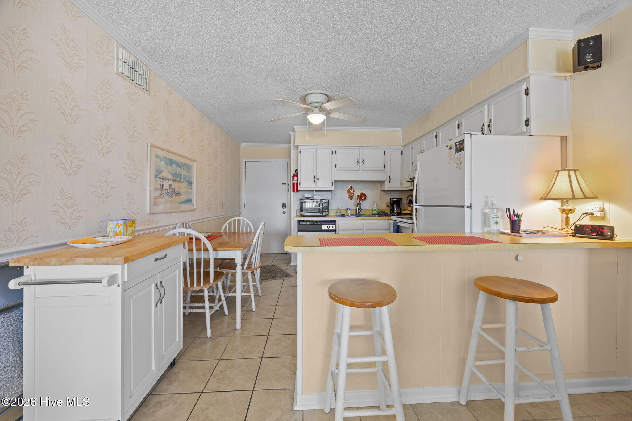 301 Commerce Way, Unit 205 Atlantic Beach, NC 28512 - Photo 7 of 42 16-web-or-mls-IMG_1059