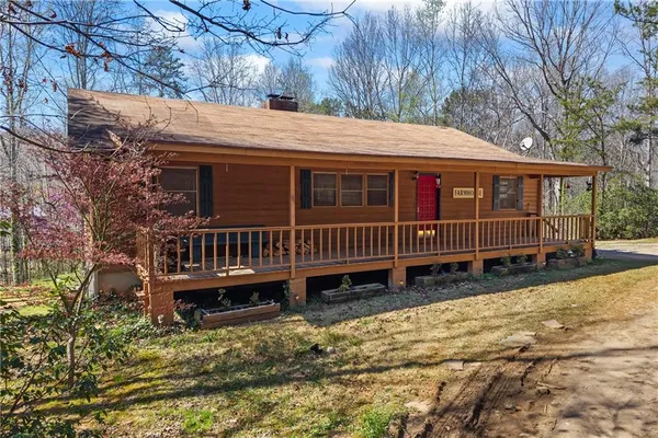 $325,000 | 300 Small Pond Drive, Cleveland, GA 30528