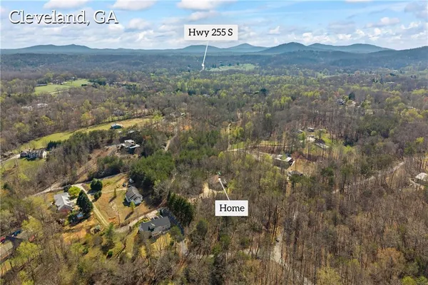 $325,000 | 300 Small Pond Drive, Cleveland, GA 30528