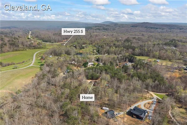 $325,000 | 300 Small Pond Drive, Cleveland, GA 30528