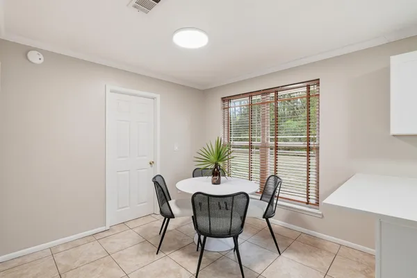 $325,000 | 1934 Co Highway 3280, Freeport, FL 32439