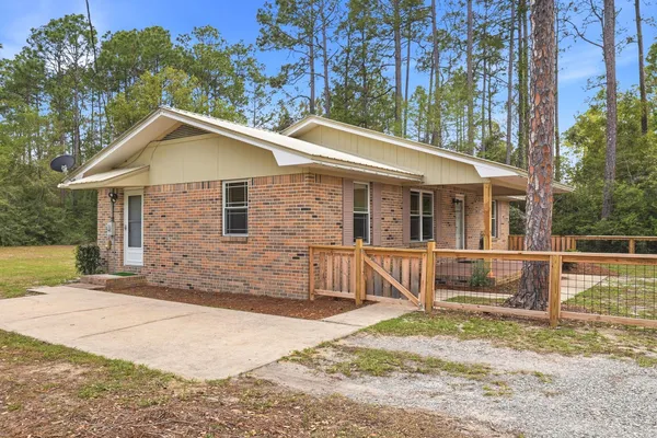$325,000 | 1934 Co Highway 3280, Freeport, FL 32439