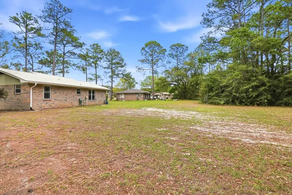 $325,000 | 1934 Co Highway 3280, Freeport, FL 32439