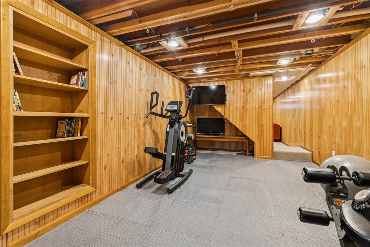 12641 Willow Lane Genoa, IL 60135 - Photo 22 of 29 a view of a room with gym equipment