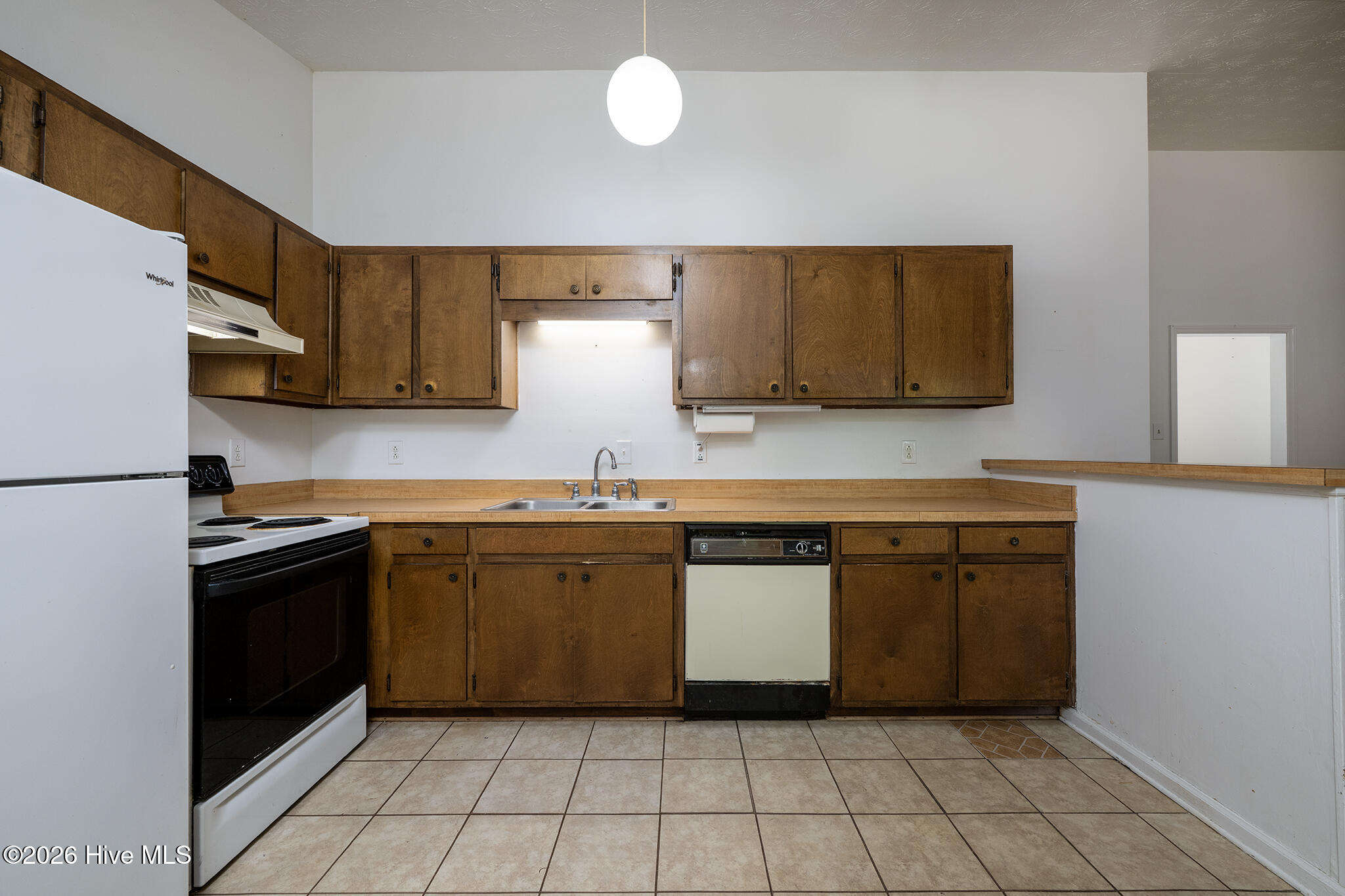 2013 Ridge Road New Bern, NC 28560 - Photo 14 of 42 Kitchen