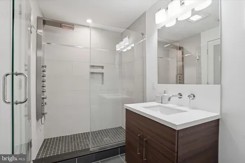 $1,675,000 | 741 South 15th Street, Philadelphia, PA 19146