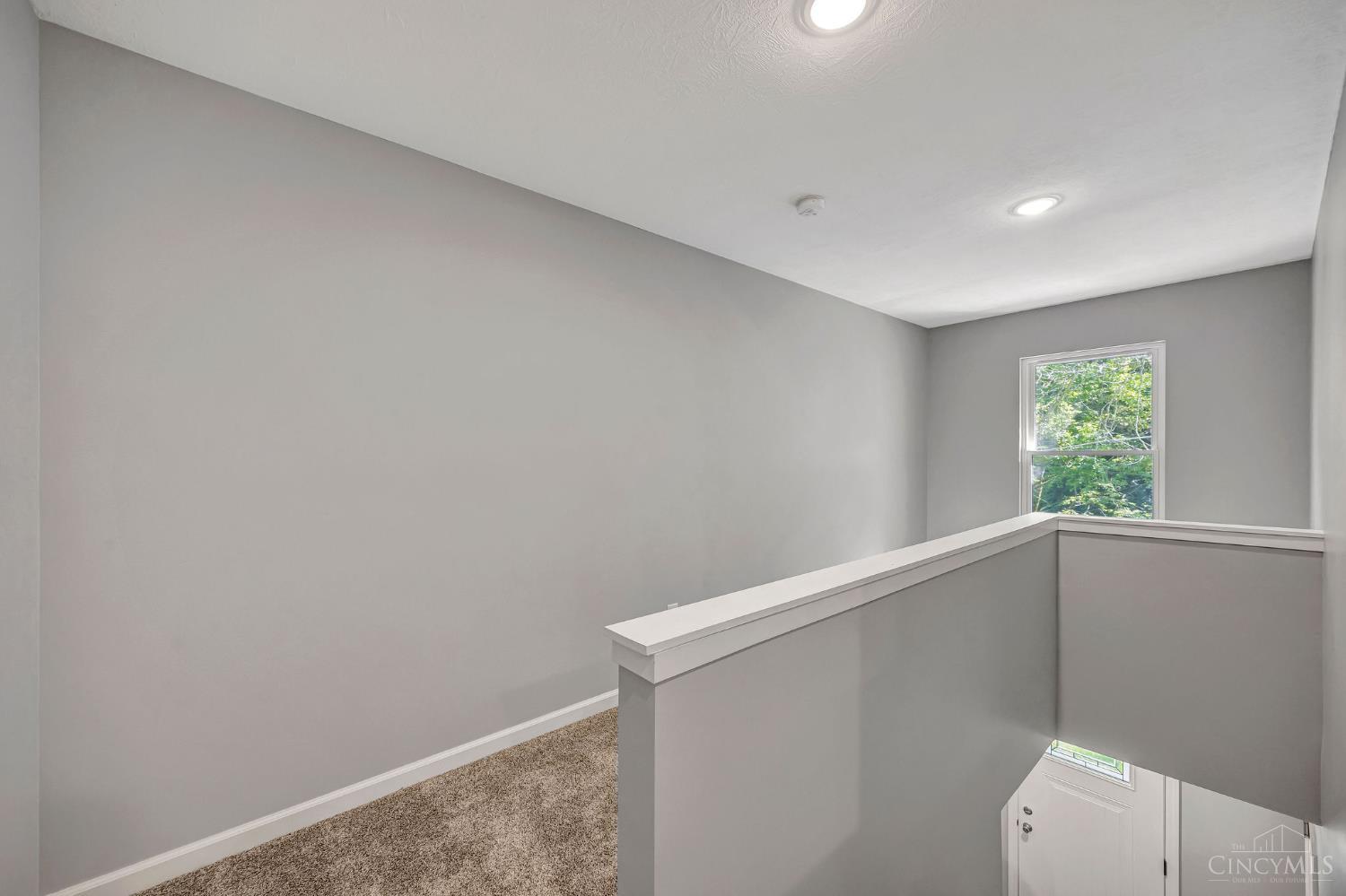 5143 Camargo Road Cincinnati, OH 45227 - Photo 36 of 49
