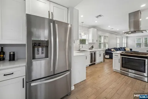 $775,000 | 73 Forest Place, Rochelle Park, NJ 07662