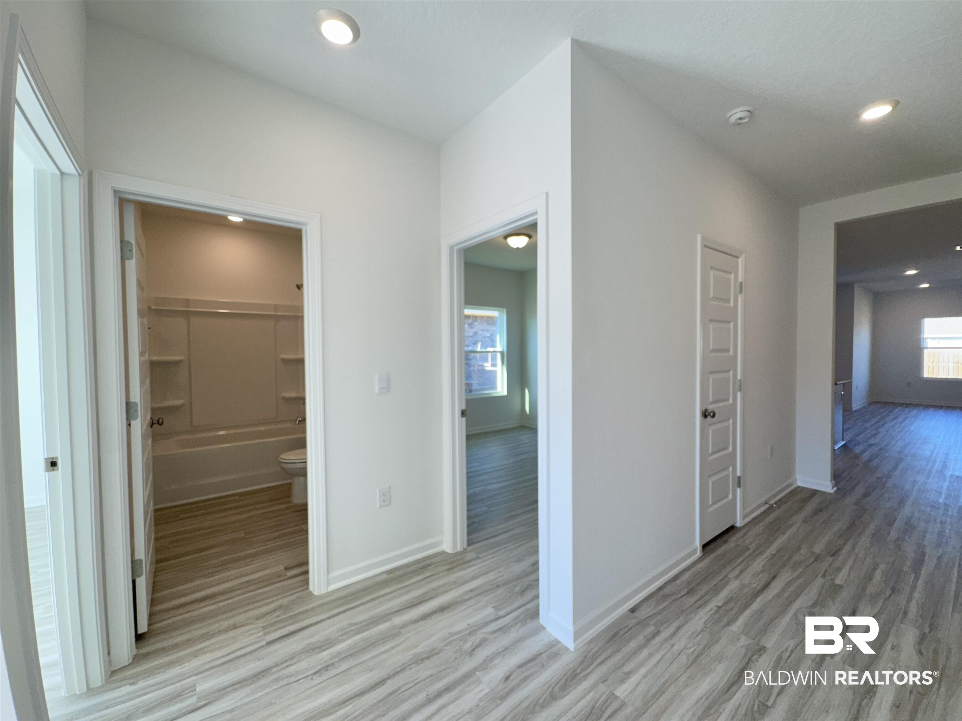 1256 Hayward Loop Foley, AL 36535 - Photo 3 of 33