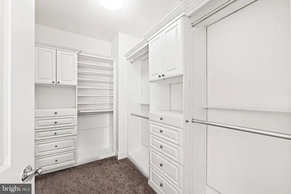 a view of walk in closet