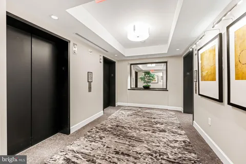 a view of entryway with a front door
