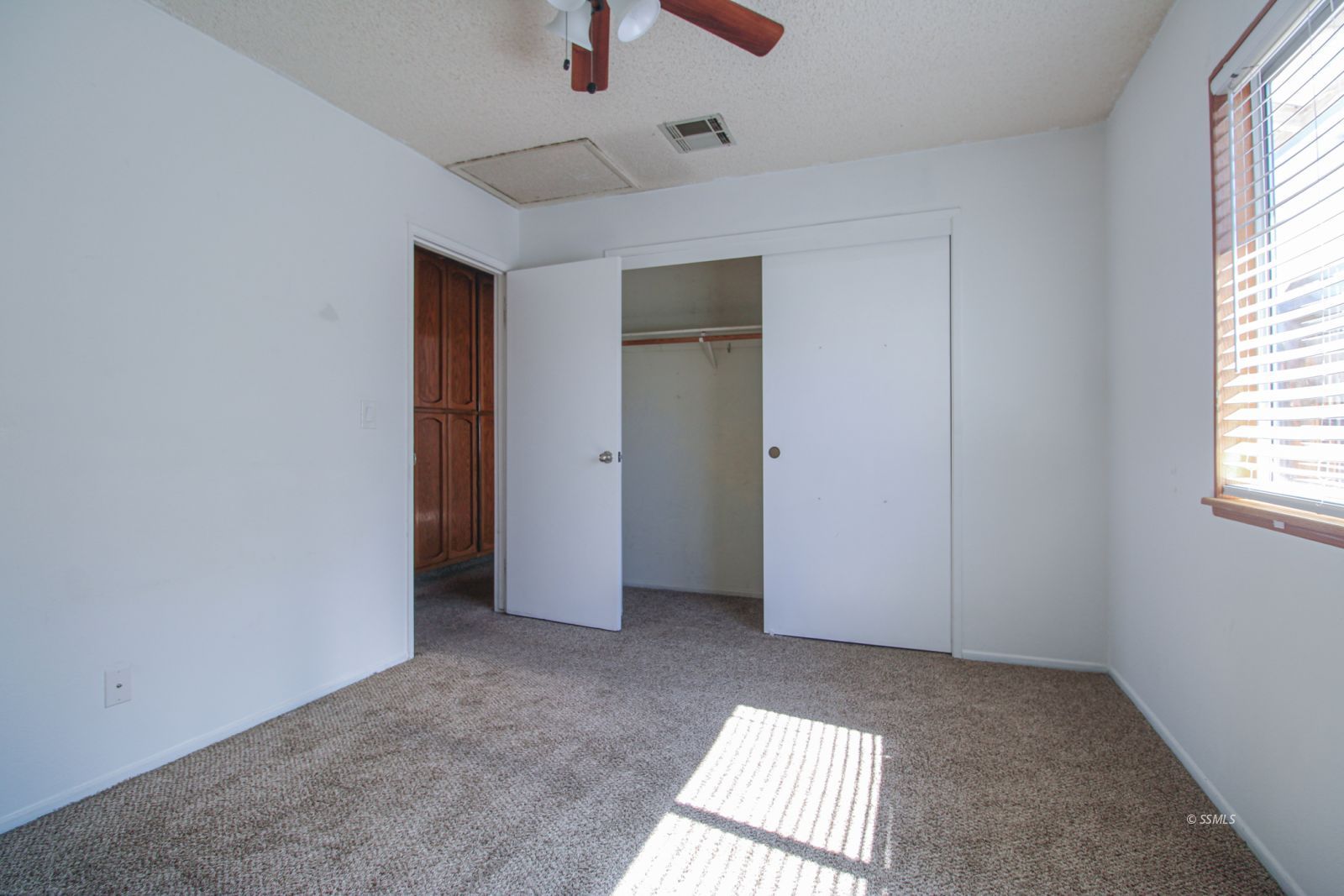925 West Tamarisk Avenue Ridgecrest, CA 93555 - Photo 15 of 37