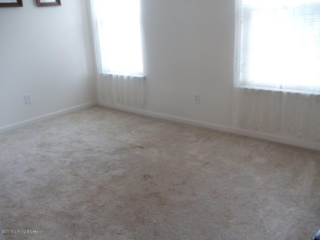 9605 Brooks Bend Road Louisville, KY 40258 - Photo 21 of 24 DSC07277