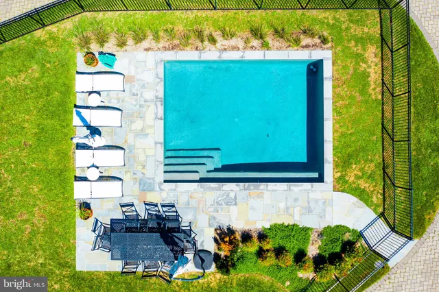 $2,500,000 | 7989 Quaker Neck Road, Chestertown, MD 21620