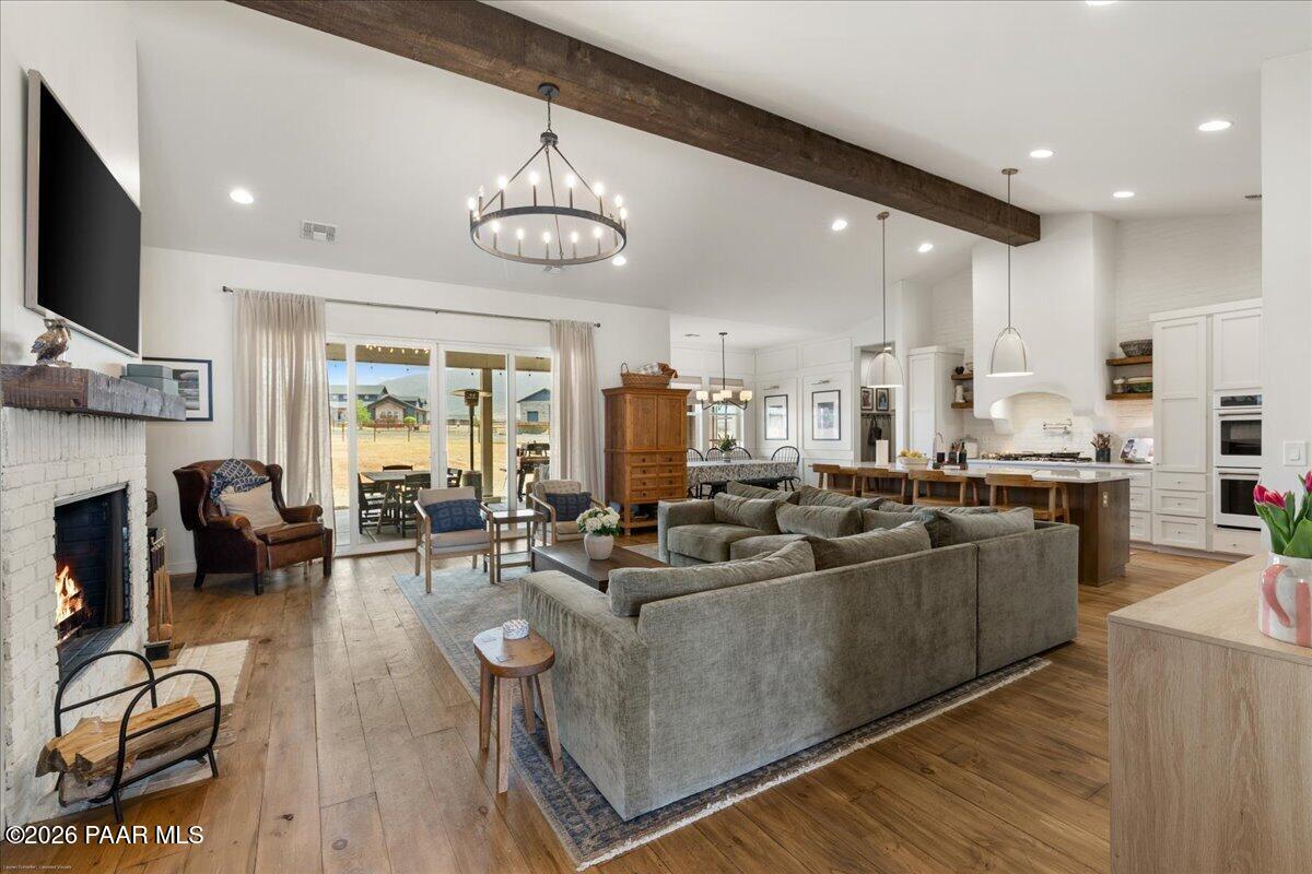 12642 East Bareback Road Prescott Valley, AZ 86315 - Photo 21 of 70 16-Great Room