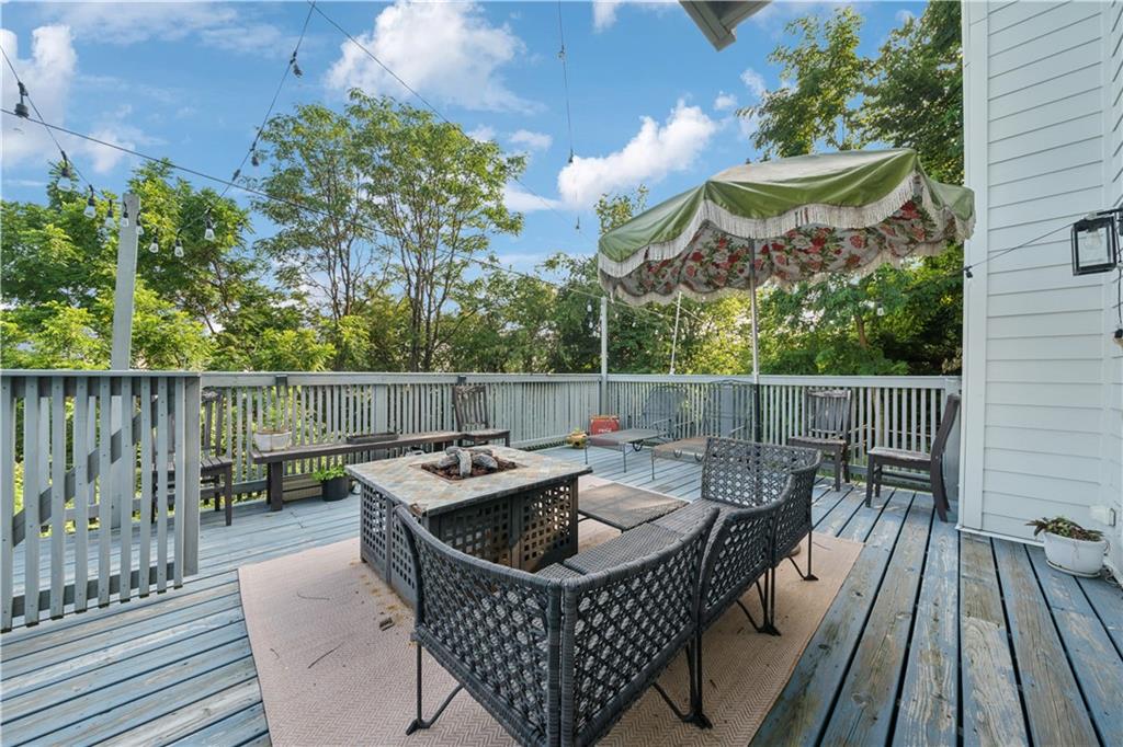 154 Henderson Street Pittsburgh, PA 15212 - Photo 26 of 31 a view of a roof deck with couches