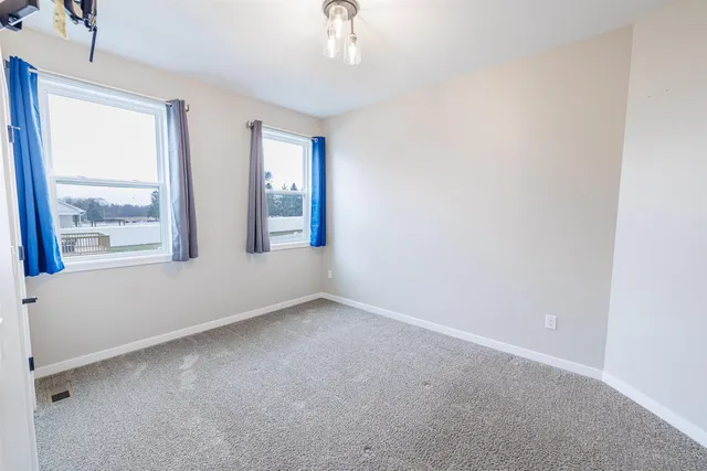 $394,900 | 501 Teri Lee Lane, Orfordville, WI 53576