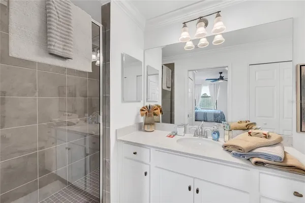 $2,300 | 18114 Gawthrop Drive, Unit 201, Lakewood Ranch, FL 34211