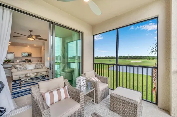 $2,300 | 18114 Gawthrop Drive, Unit 201, Lakewood Ranch, FL 34211