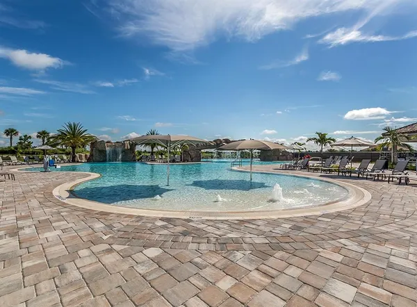 $2,300 | 18114 Gawthrop Drive, Unit 201, Lakewood Ranch, FL 34211