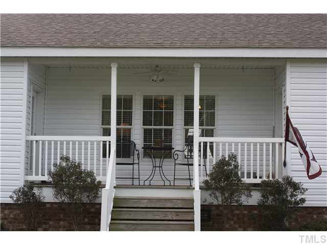 925 Quarterhorse Road Princeton, NC 27569 - Photo 20 of 21 COVERED BACK PORCH
