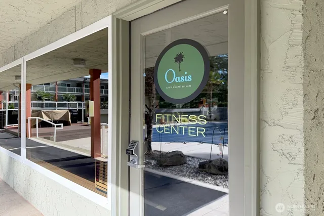 $2,500 | 701 122nd Avenue Northeast, Unit 307, Bellevue, WA 98005