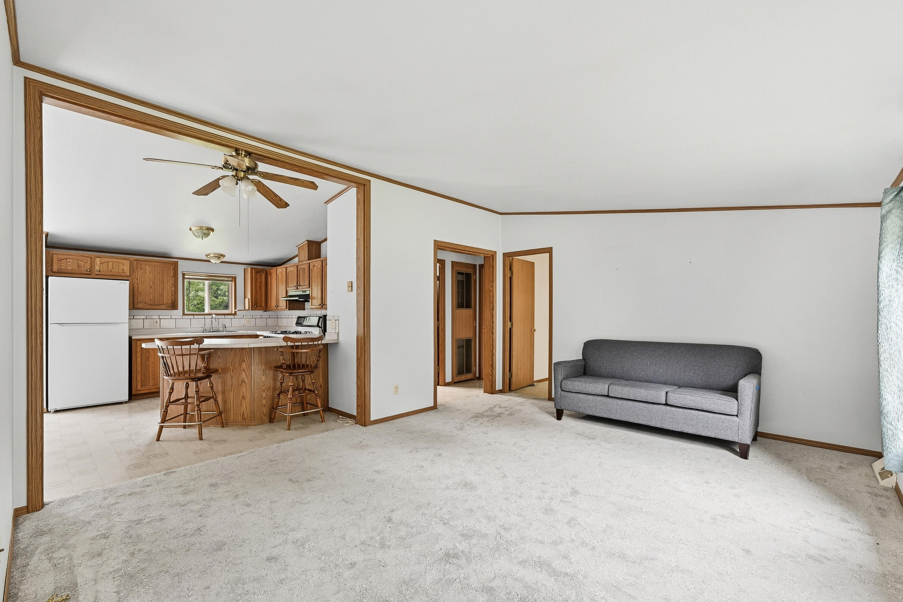 W6758 Bluff Road La Grange, WI 53190 - Photo 10 of 40 Living Room